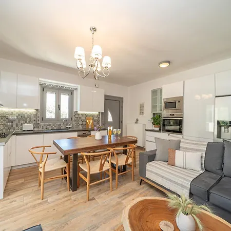 Fernando - F&a Golden Stone Loukata (Kefalonia)